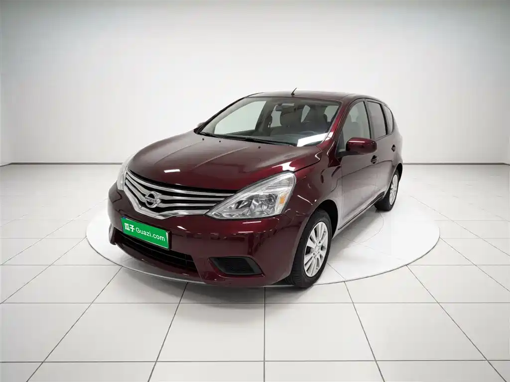 Nissan Livina 2015 — фото 2