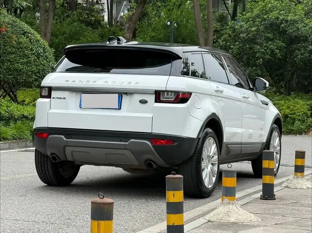 Land Rover Range Rover Evoque 2018 — фото 7
