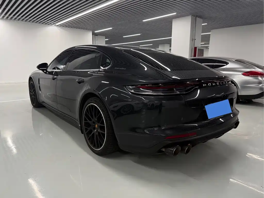 Porsche Panamera 2021 — фото 17