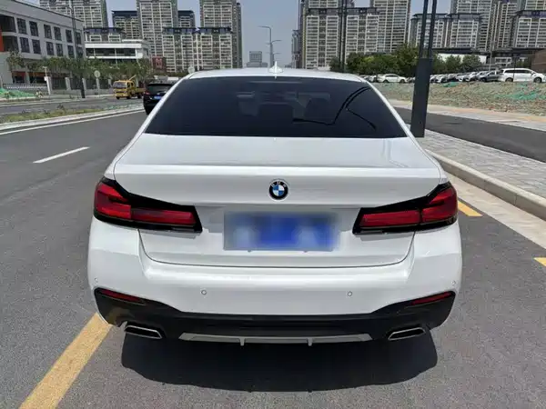 BMW 5 Series 2023
