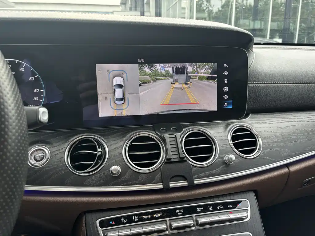 Mercedes-Benz E-Class New Energy 2022 — фото 10