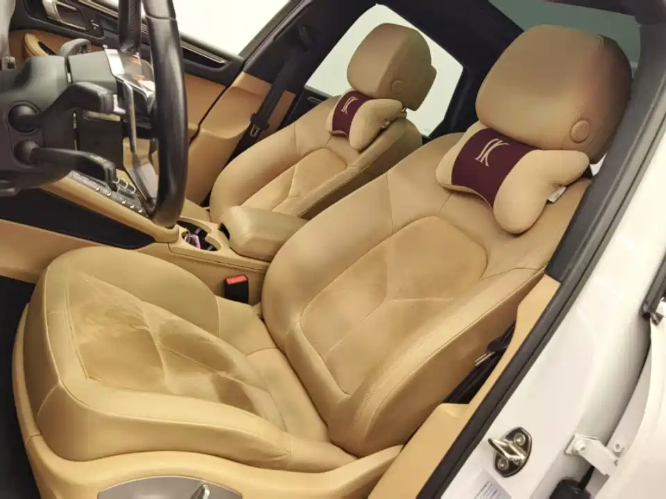 Porsche Macan 2017 — фото 12