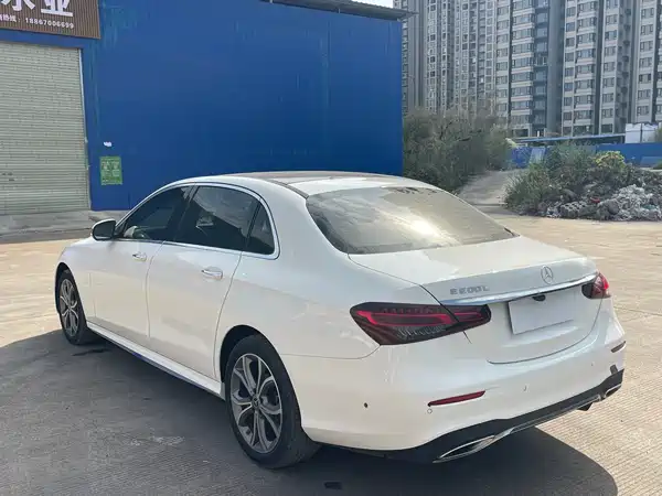 Mercedes-Benz E-Class 2021