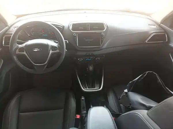 Ford Escort 2018