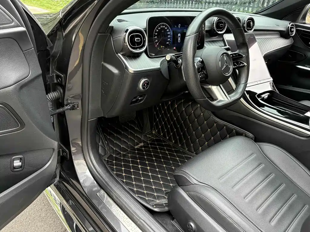 Mercedes-Benz C-Class 2022 — фото 5