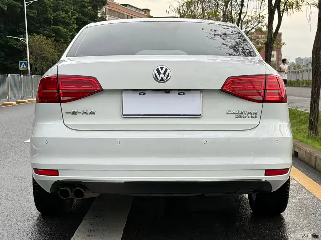 Volkswagen Sagitar 2018 — фото 12