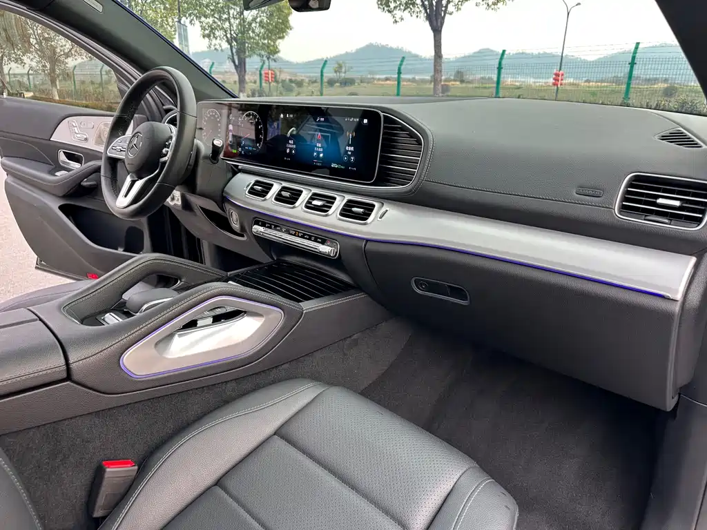 Mercedes-Benz GLE Coupe 2023 — фото 9