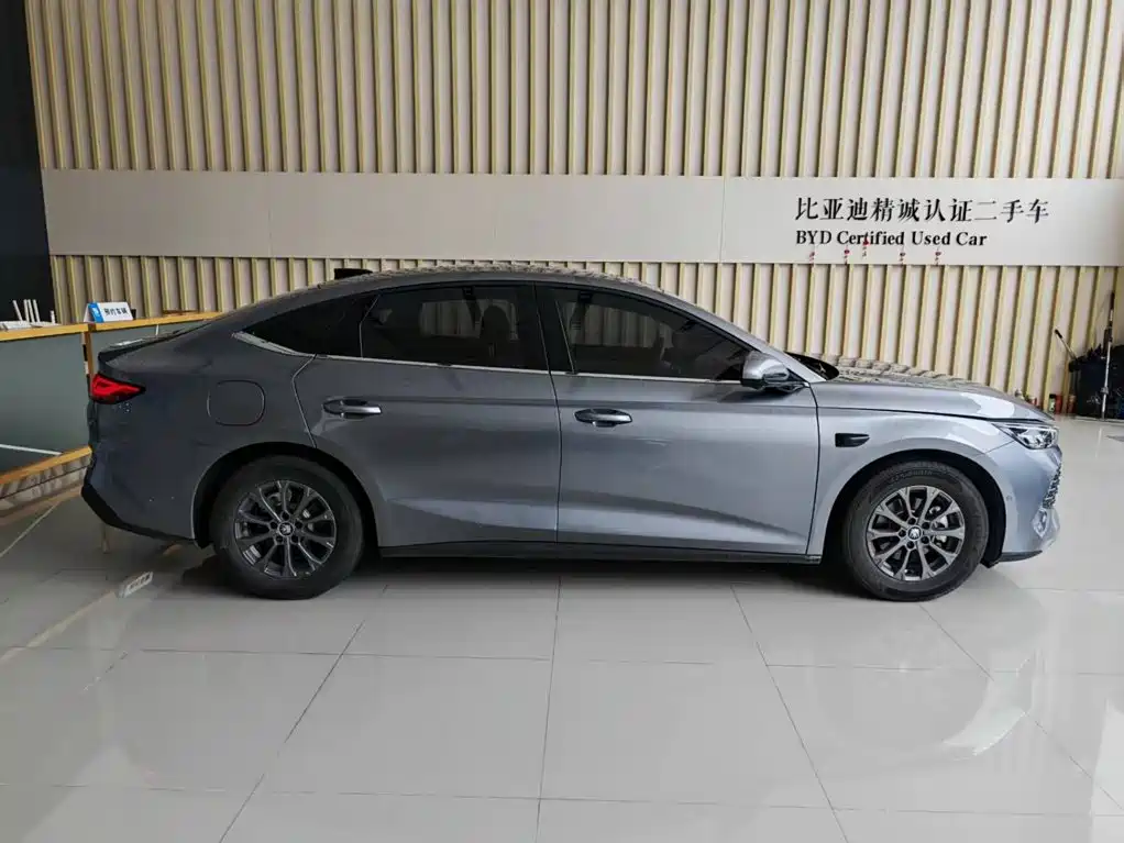 BYD Qin L 2025 — фото 8
