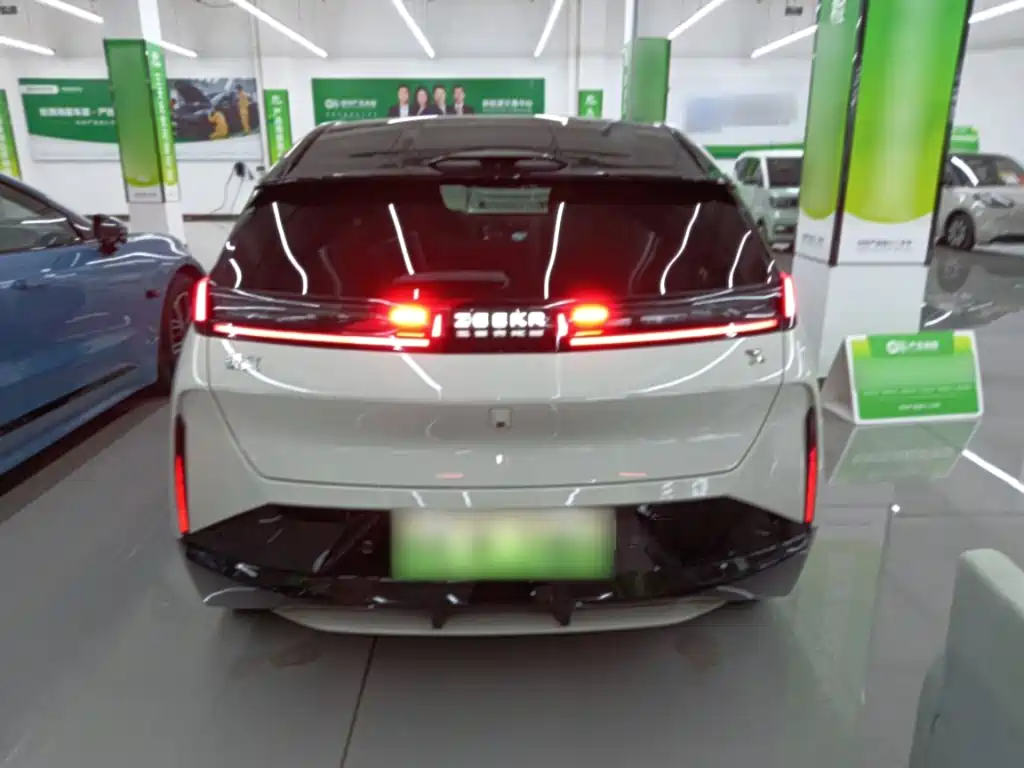 Zeekr X 2024