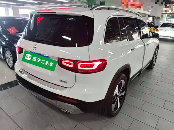 Mercedes-Benz GLB 2021