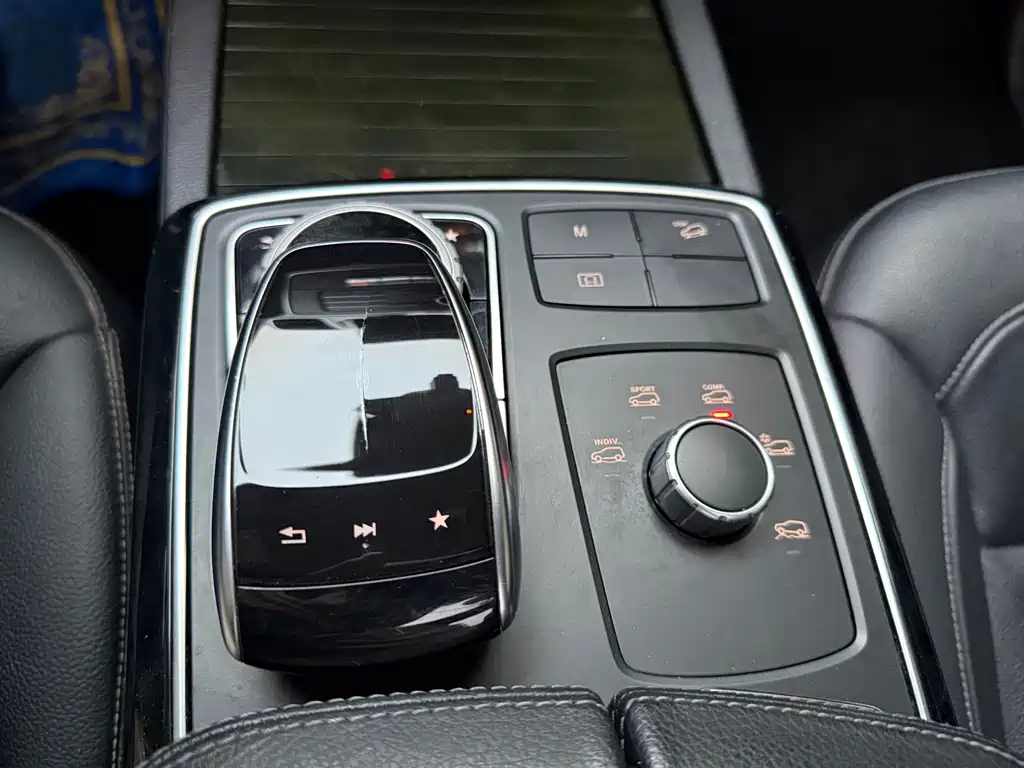 Mercedes-Benz GLE 2018 — фото 10