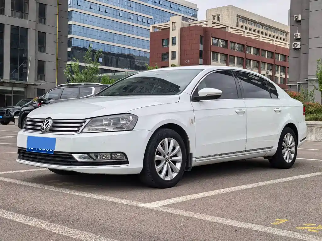 Volkswagen Magotan 2014