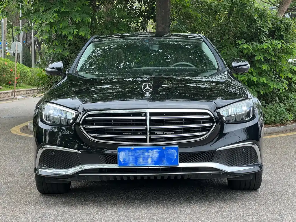 Mercedes-Benz E-Class 2022 — фото 2