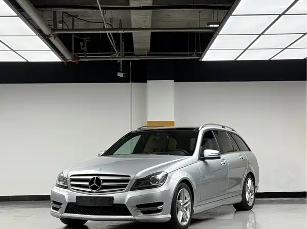 Mercedes-Benz C-Class 2011