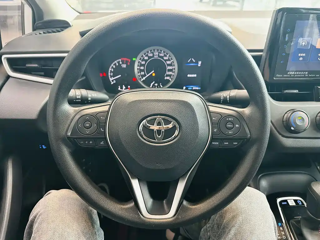 Toyota Corolla 2022 — фото 10