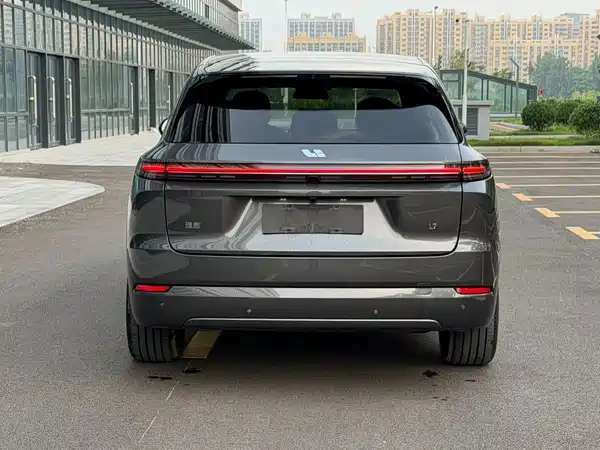 Li Auto L7 2025