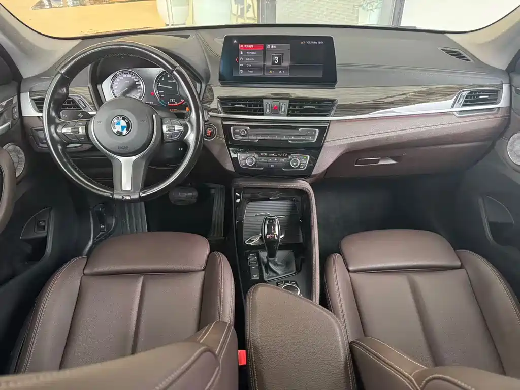 BMW X1 2021 — фото 4