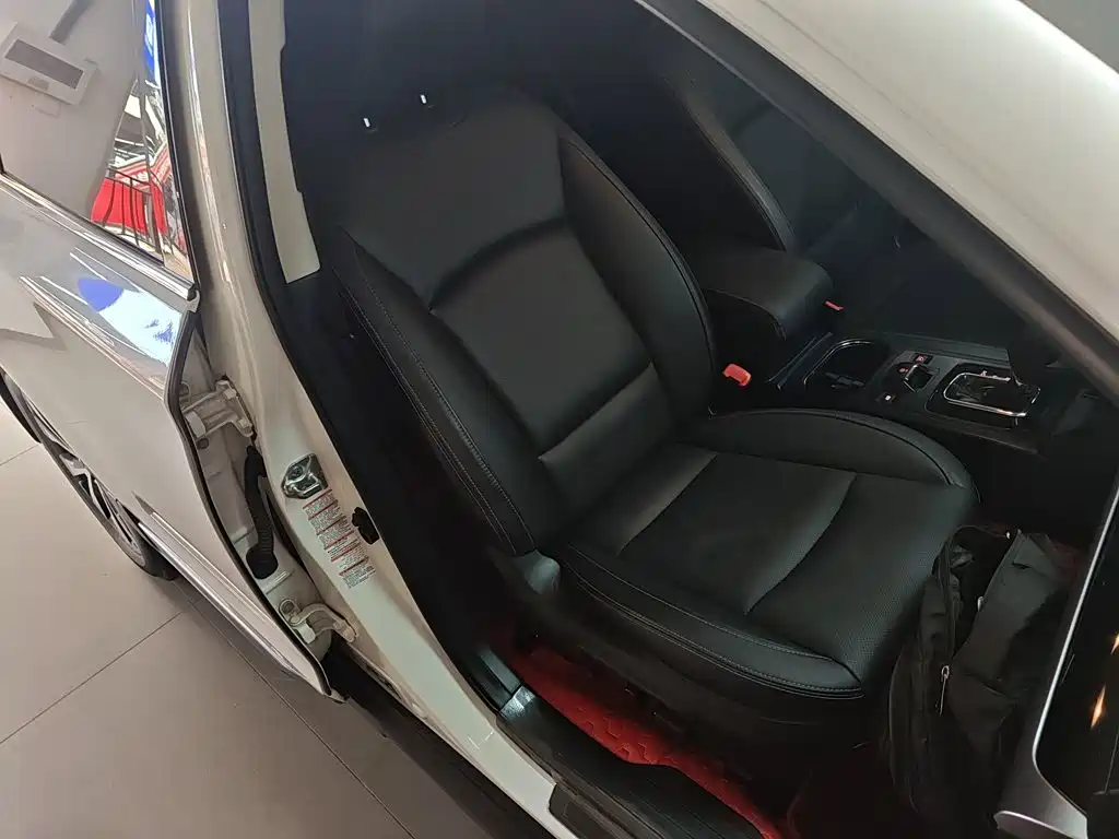 Subaru Outback 2015 — фото 20