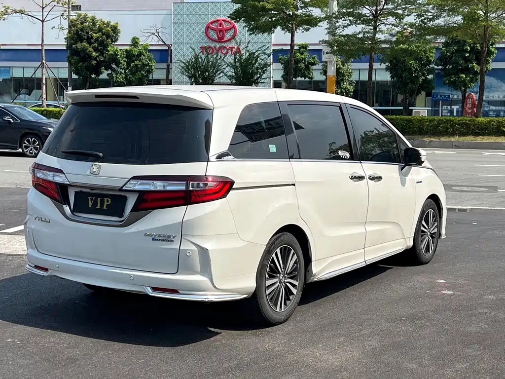 Honda Odyssey 2021 — фото 11