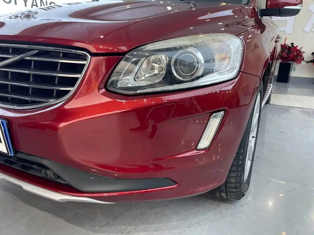 Volvo XC60 2015 — фото 18