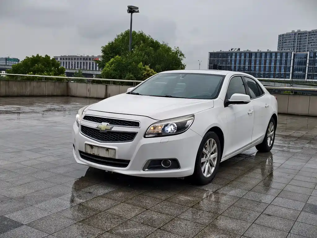 Chevrolet Malibu 2015 — фото 1