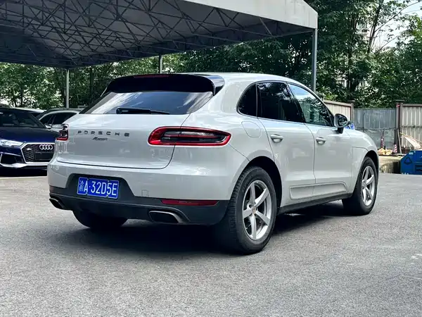 Porsche Macan 2017