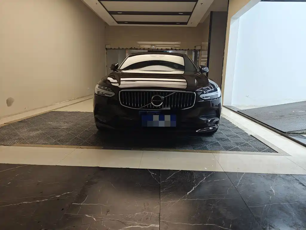 Volvo S90 2019 — фото 1