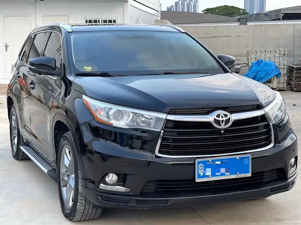 Toyota Highlander 2015 — фото 3