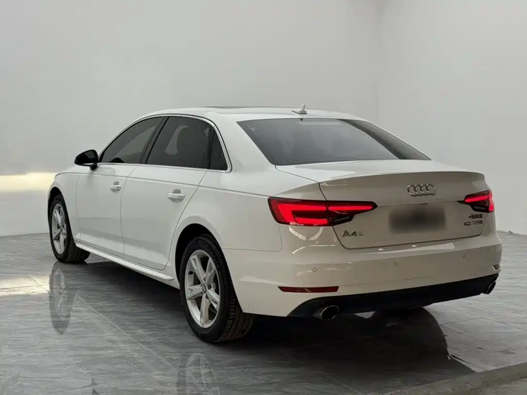 Audi A4L 2017