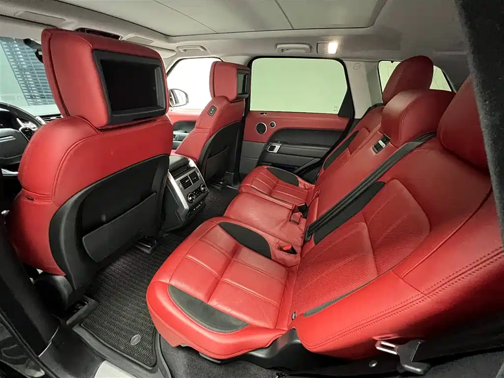 Land Rover Sport 2019 — фото 14