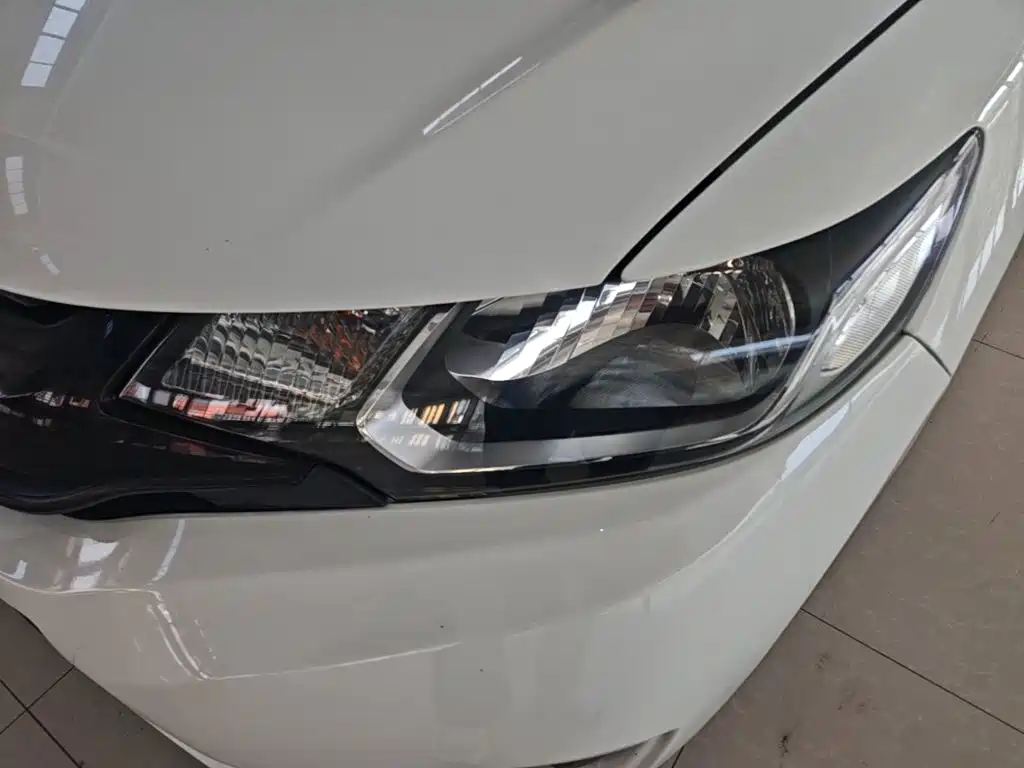 Honda Fit 2016 — фото 24