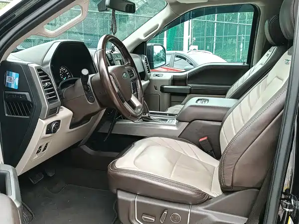Ford F-150 Raptor 2021