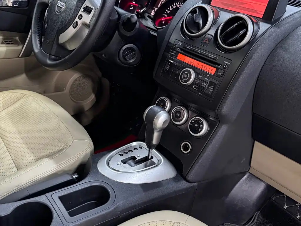 Nissan Qashqai 2014 — фото 23