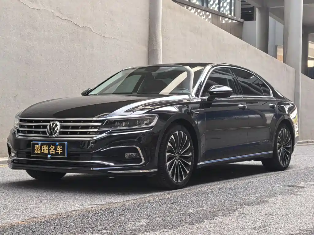 Volkswagen Phideon 2023 — фото 1