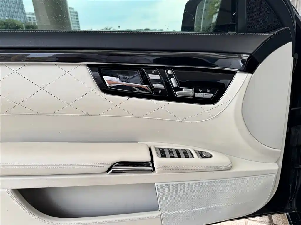 Mercedes-Benz S-Class 2006 — фото 15