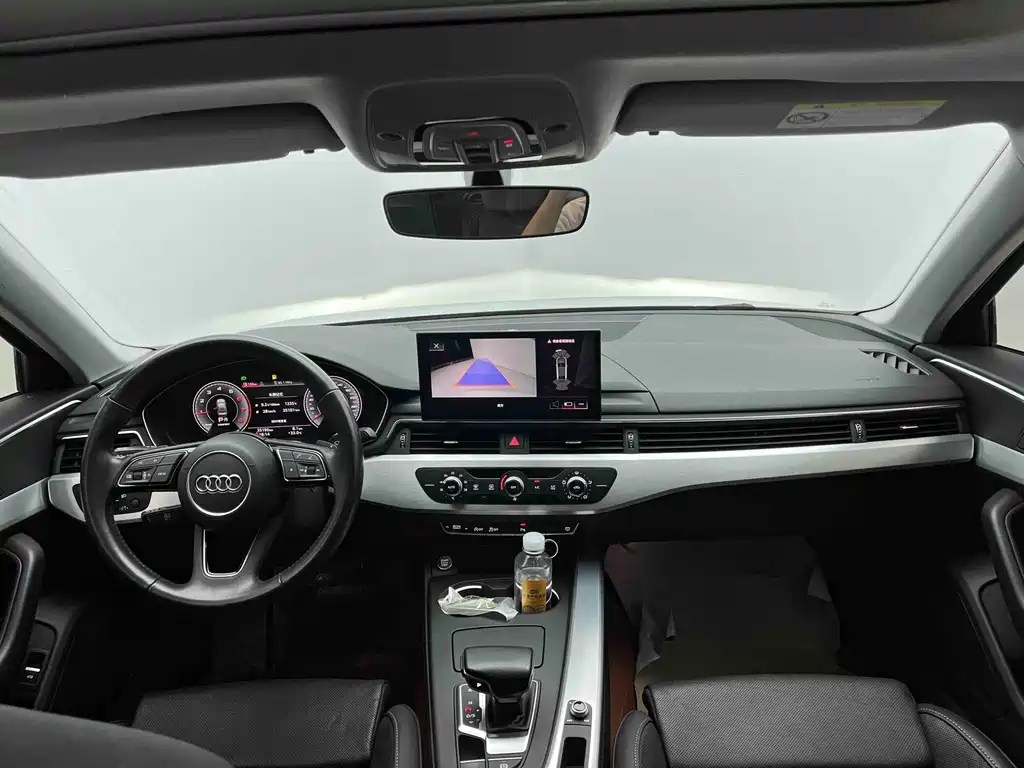 Audi A4L 2021