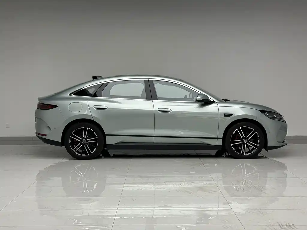 BYD Qin L 2025 — фото 4
