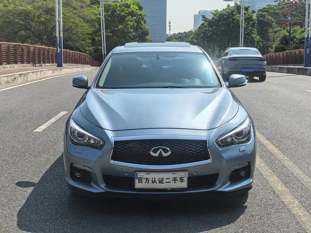 Infiniti Q50L 2015 — фото 2