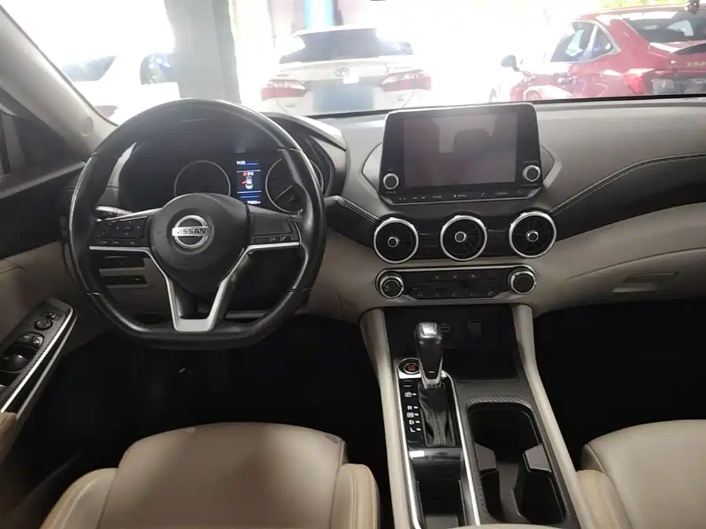 Nissan Sylphy 2019 — фото 10