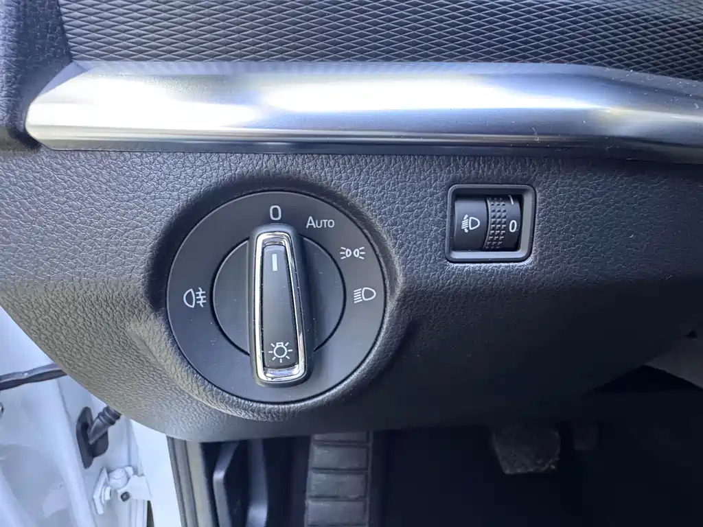 Skoda Kamiq 2023 — фото 15