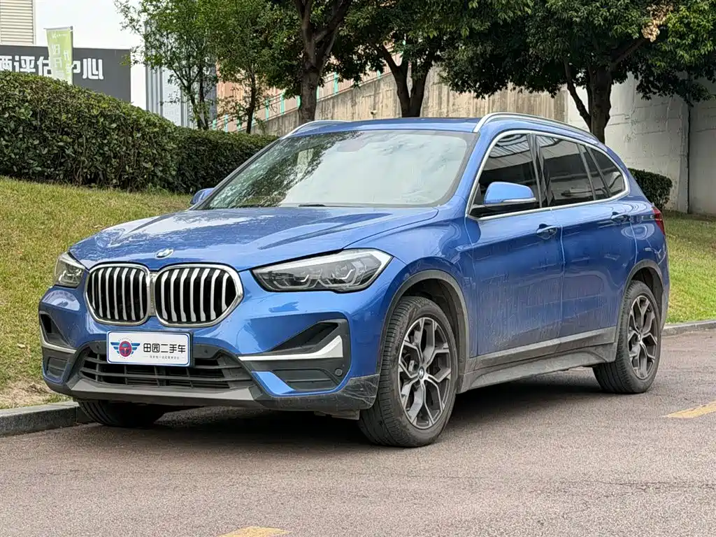 BMW X1 2019 — фото 1