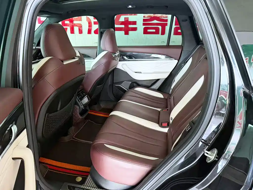 Geely Xingyue L 2023 — фото 8