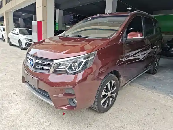 Venucia M50V 2018