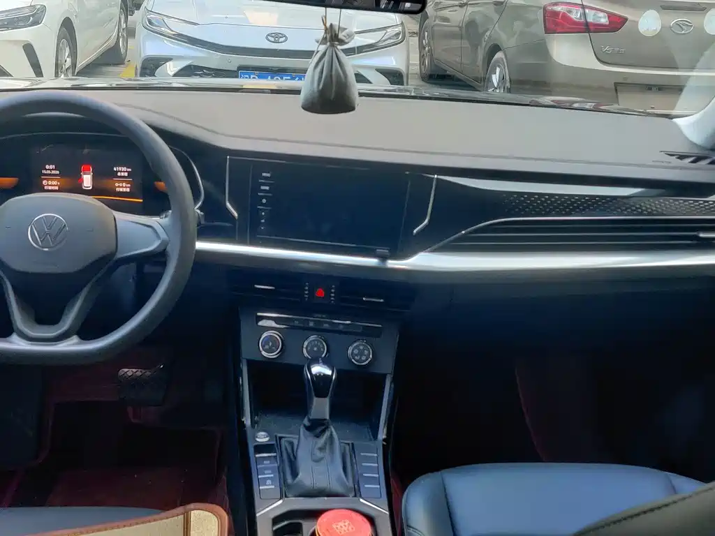Volkswagen Passat 2023