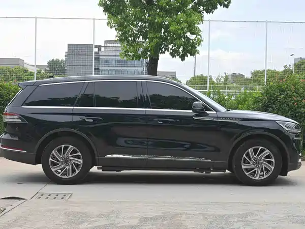 Lincoln Aviator 2021