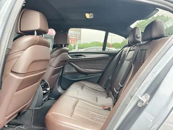 BMW 5 Series 2020