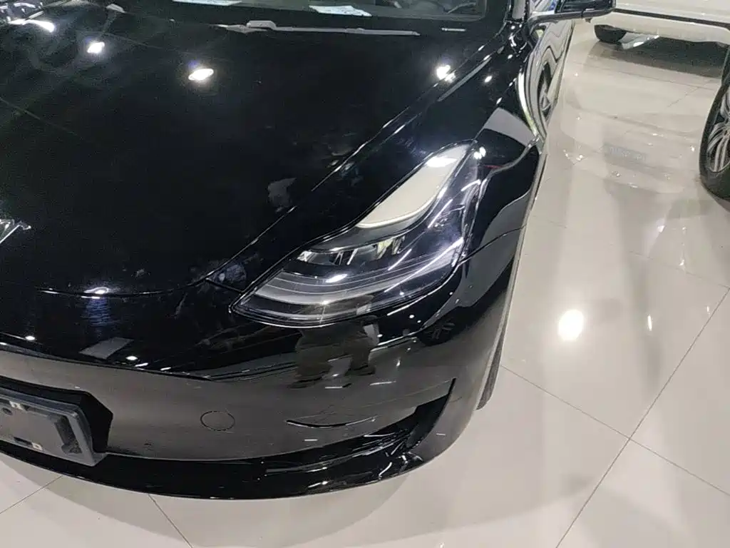 Tesla Model 3 2021 — фото 24
