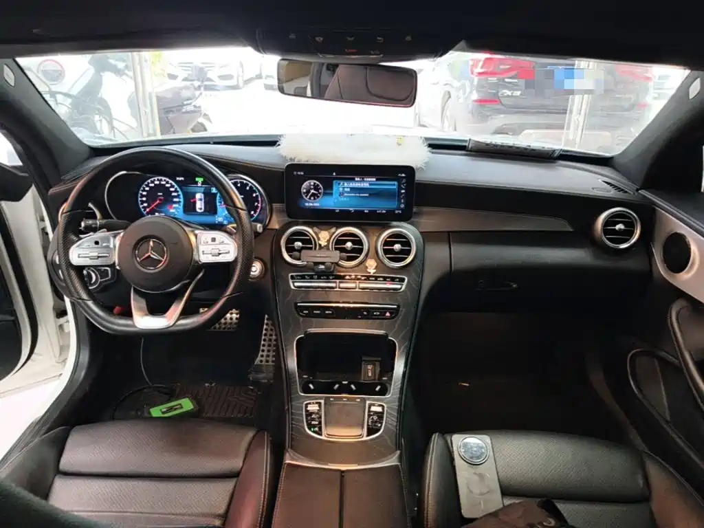 Mercedes-Benz C-Class 2020 — фото 10
