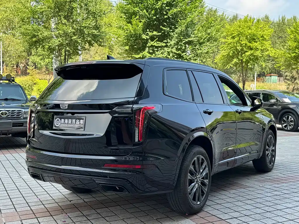 Cadillac XT6 2025 — фото 12