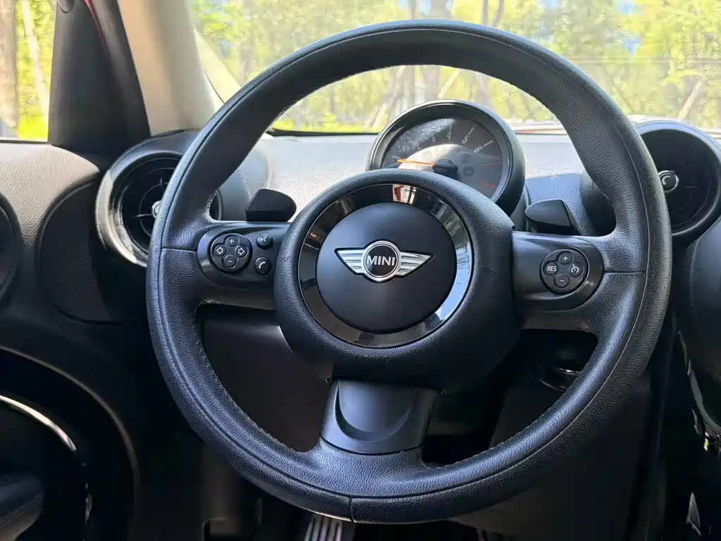 MINI Countryman 2015 — фото 25